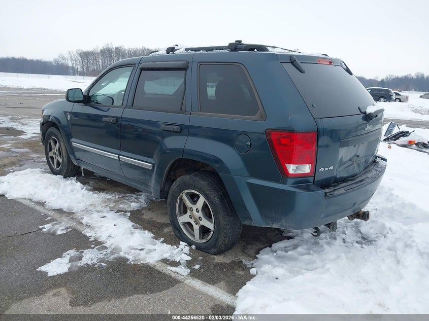 2005 Jeep Grand Cherokee Laredo