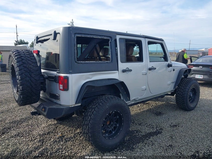 2011 Jeep Wrangler Unlimited Sahara