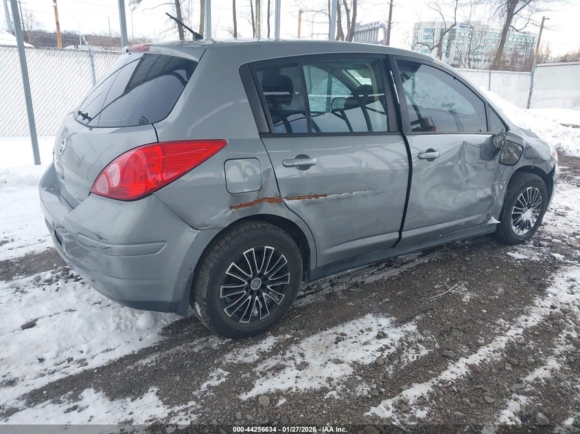 2011 Nissan Versa 1.8S
