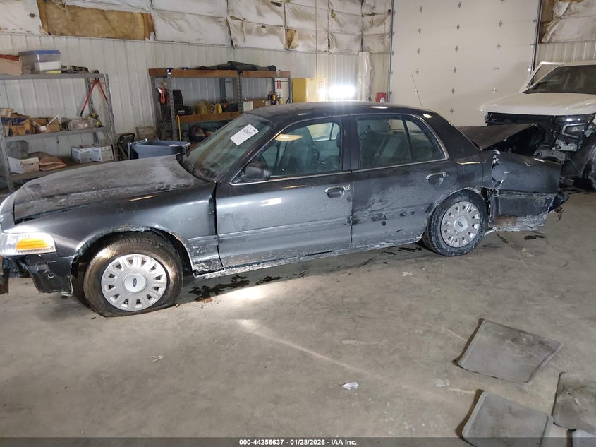 2005 Ford Crown Victoria Police