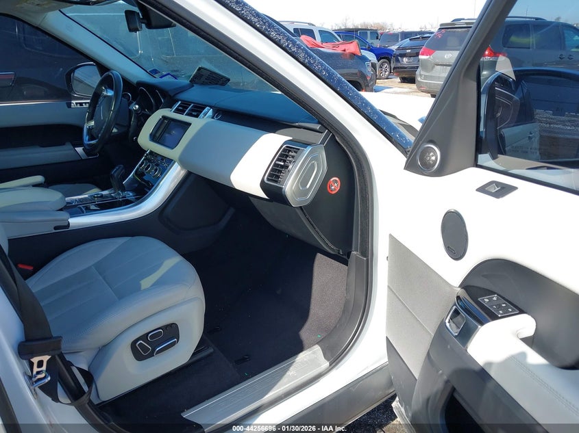 2014 Land Rover Range Rover Sport 3.0L V6 Supercharged Hse