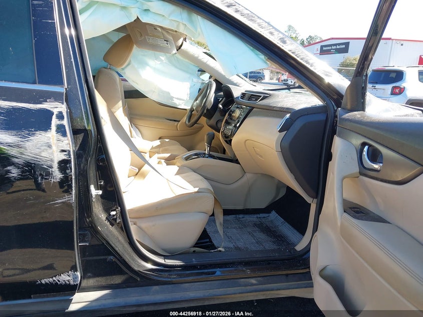 2016 Nissan Rogue Sv