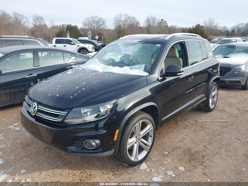 2016 Volkswagen Tiguan R-Line