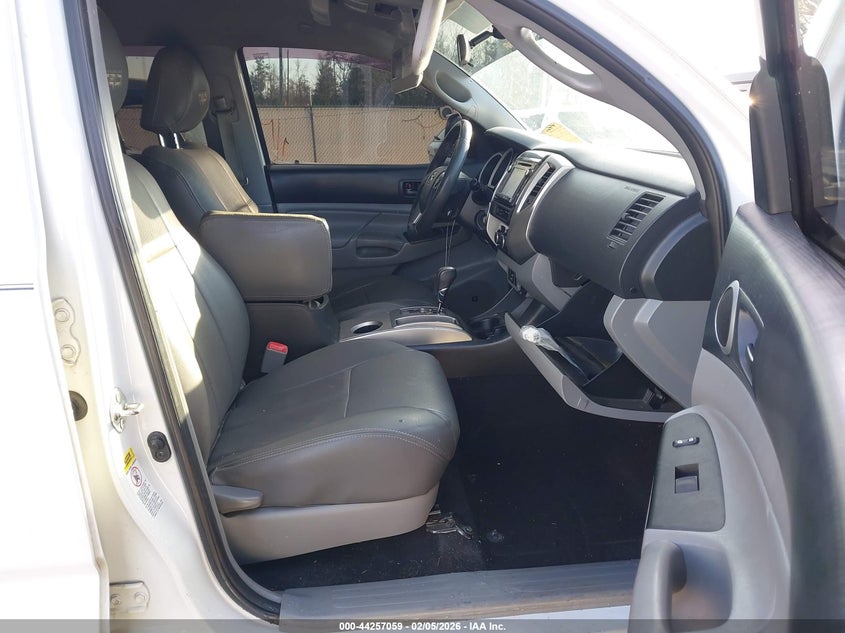 2014 Toyota Tacoma Base V6