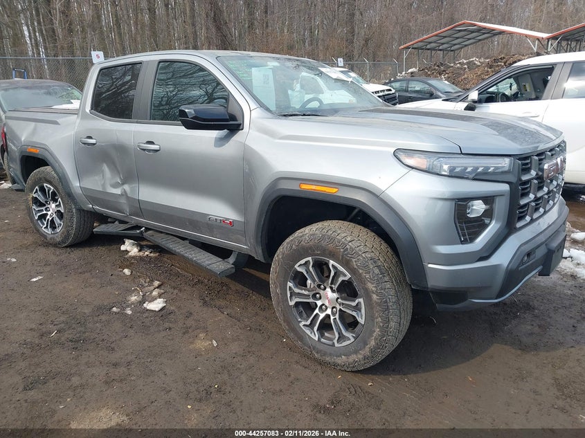 2024 GMC Canyon 4Wd At4