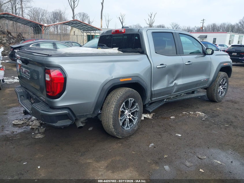 2024 GMC Canyon 4Wd At4