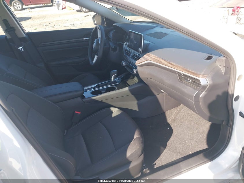 2024 Nissan Altima Sv Intelligent Awd