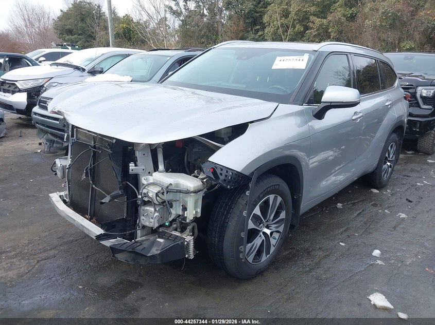 2021 Toyota Highlander Xle