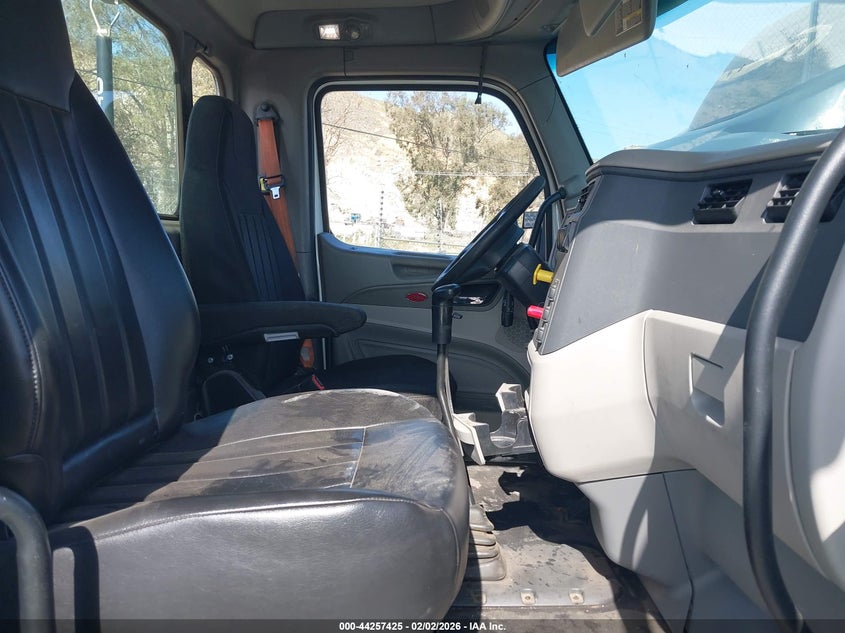 2018 PETERBILT 579 auction photo 7