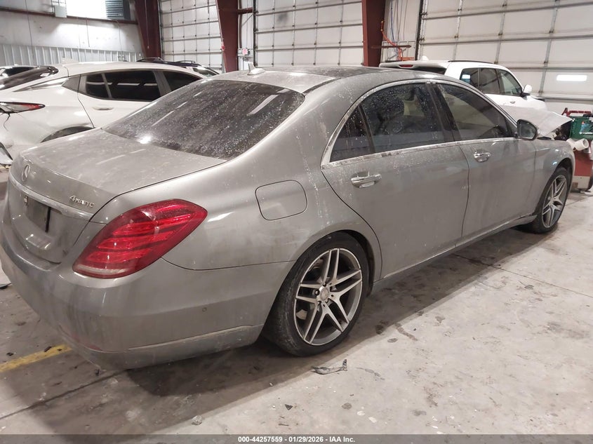 2015 Mercedes-Benz S 550 4Matic