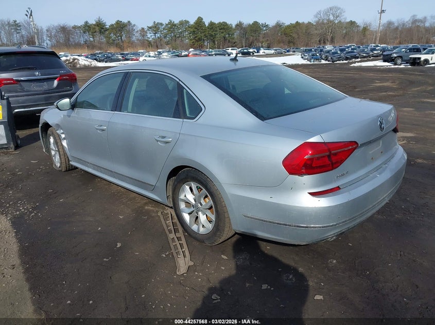 2016 Volkswagen Passat 1.8T S