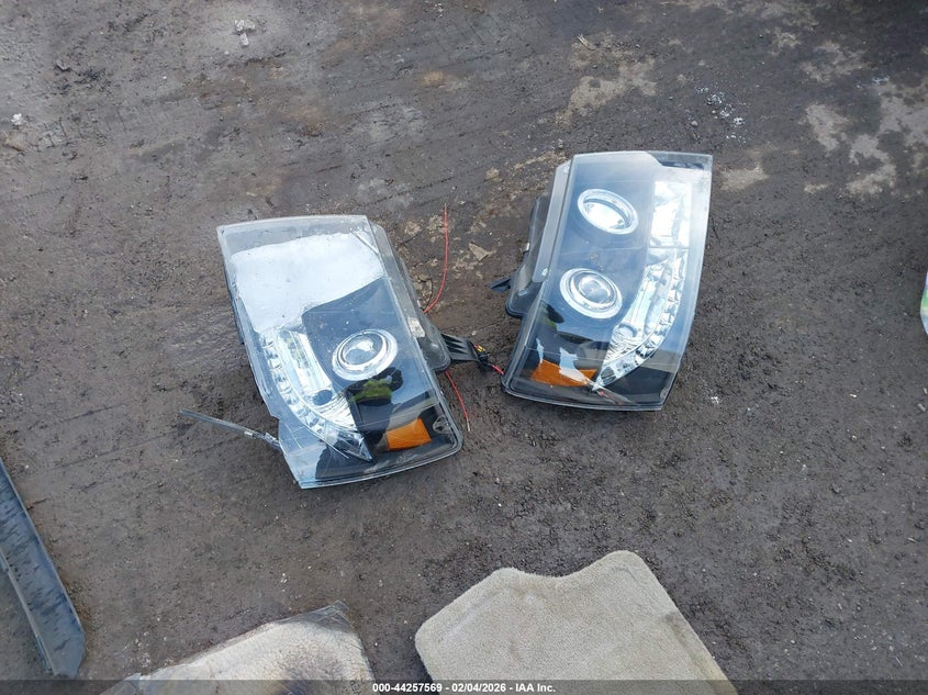 2013 Chevrolet Tahoe Lt VIN: 1GNSCBE08DR295779 Lot: 44257569