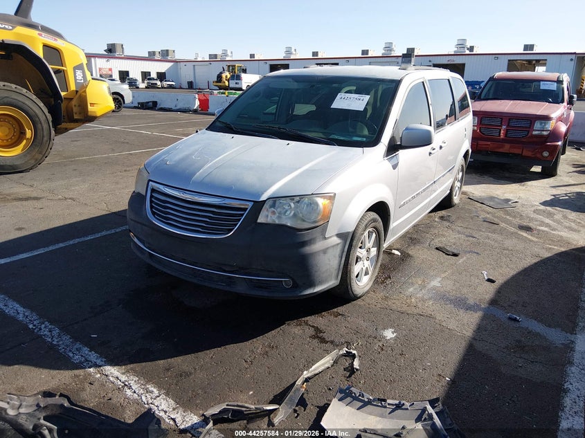 2012 Chrysler Town & Country Touring