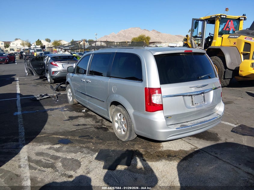2012 Chrysler Town & Country Touring