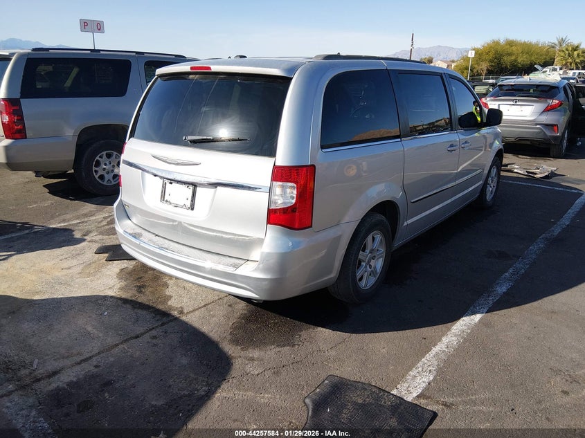 2012 Chrysler Town & Country Touring