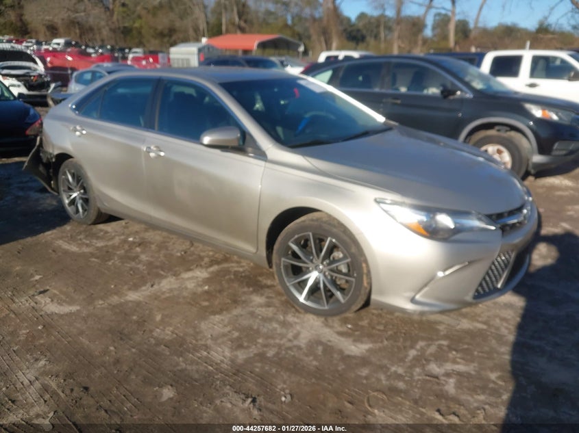 2017 Toyota Camry Xse