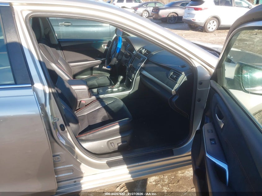 2017 Toyota Camry Xse