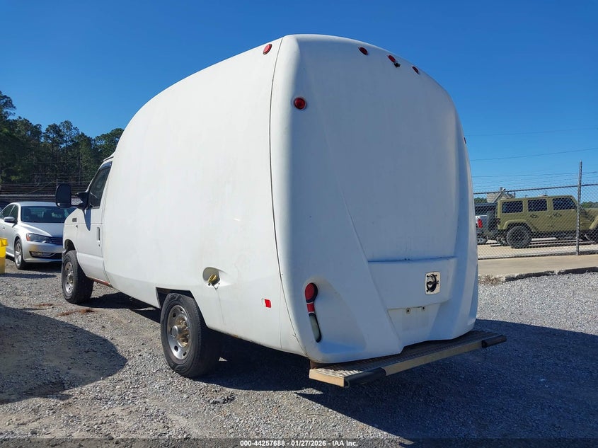 2014 Ford E-350 Cutaway