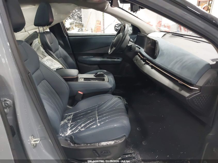 2024 Nissan Ariya Platinum+