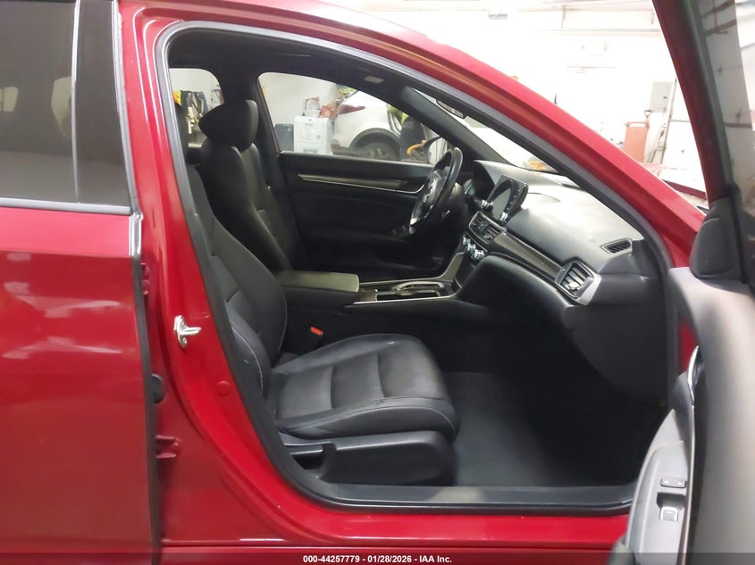 2019 Honda Accord Sport 2.0T