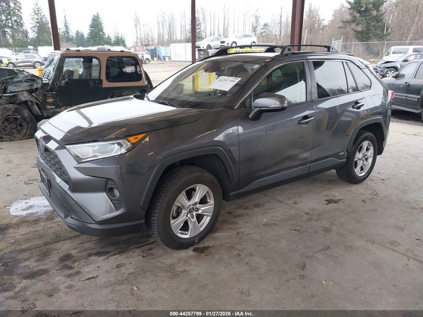 VIN JTMRWRFV9KD026461 2019 TOYOTA RAV4 HYBRID XLE