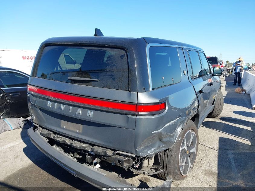 2023 Rivian R1S Adventure
