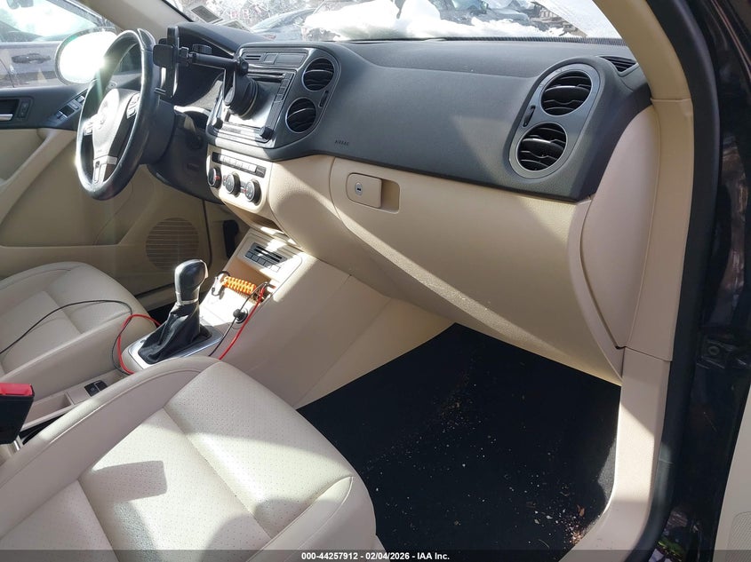 2017 Volkswagen Tiguan 2.0T Wolfsburg Edition