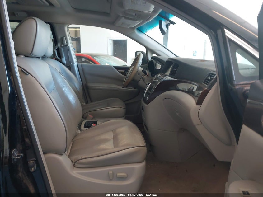 2013 Nissan Quest Le