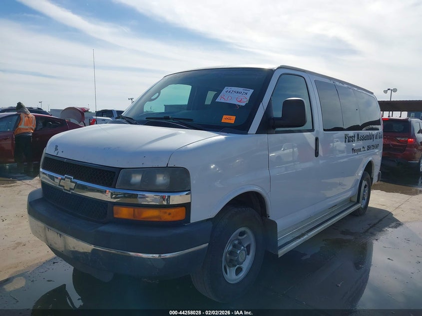 2011 Chevrolet Express 2500 Lt