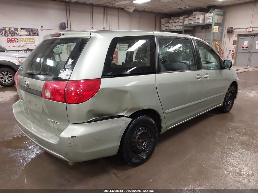 2010 Toyota Sienna Ce