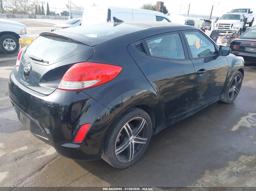 2012 Hyundai Veloster Base W/Gray