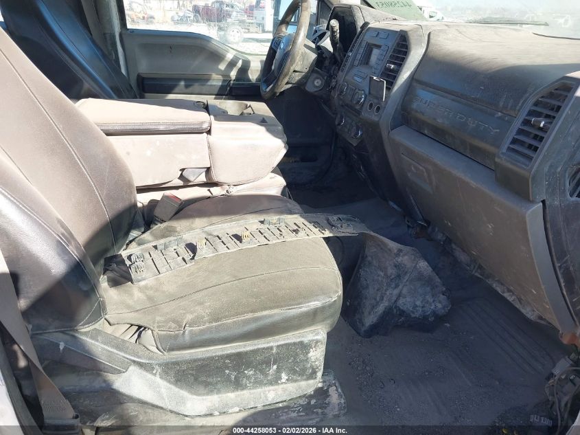 2018 Ford F-350 Chassis