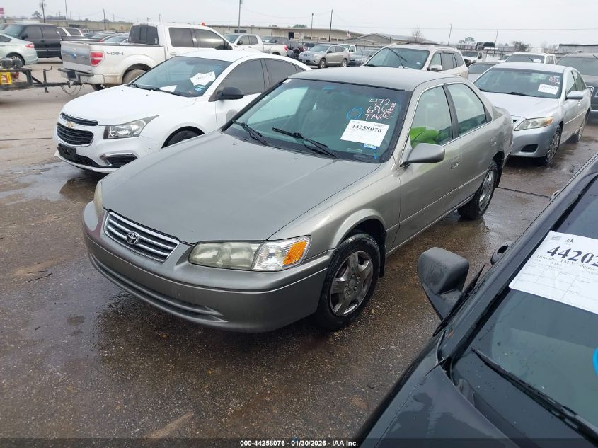 2000 Toyota Camry Le