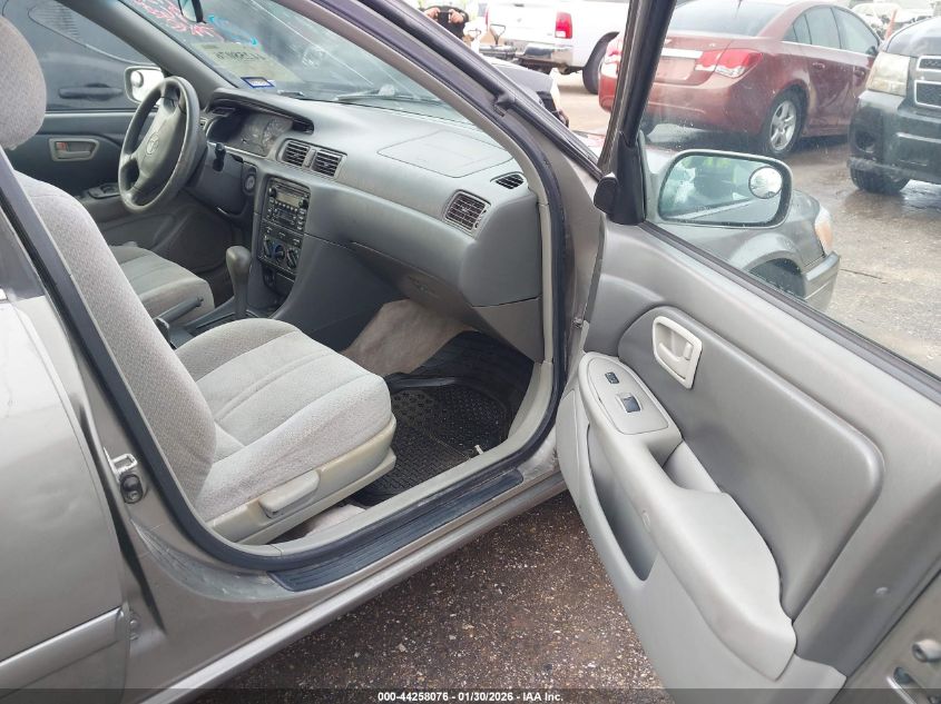 2000 Toyota Camry Le