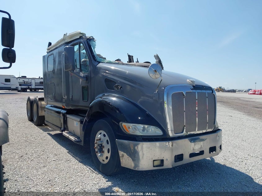 2004 PETERBILT 387 auction photo 1