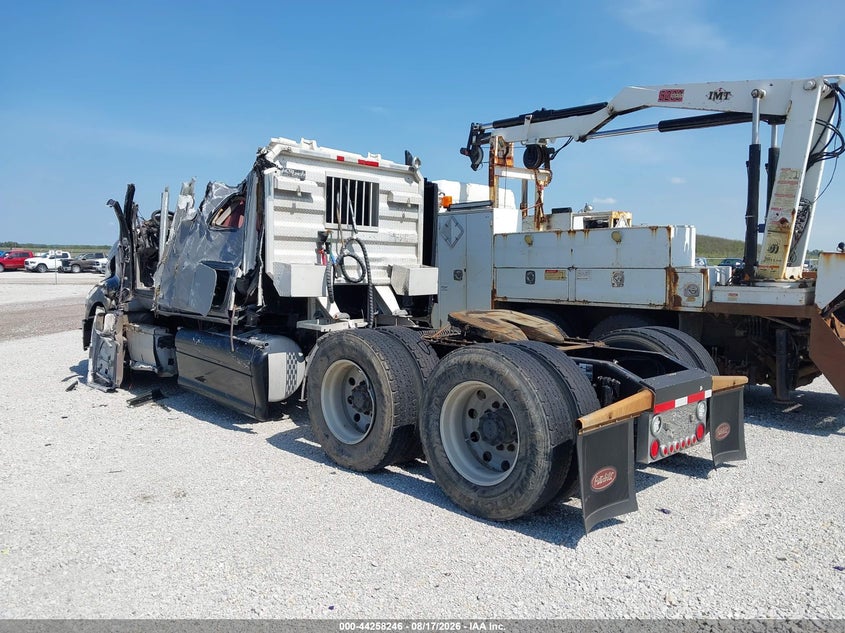 2004 PETERBILT 387 auction photo 3