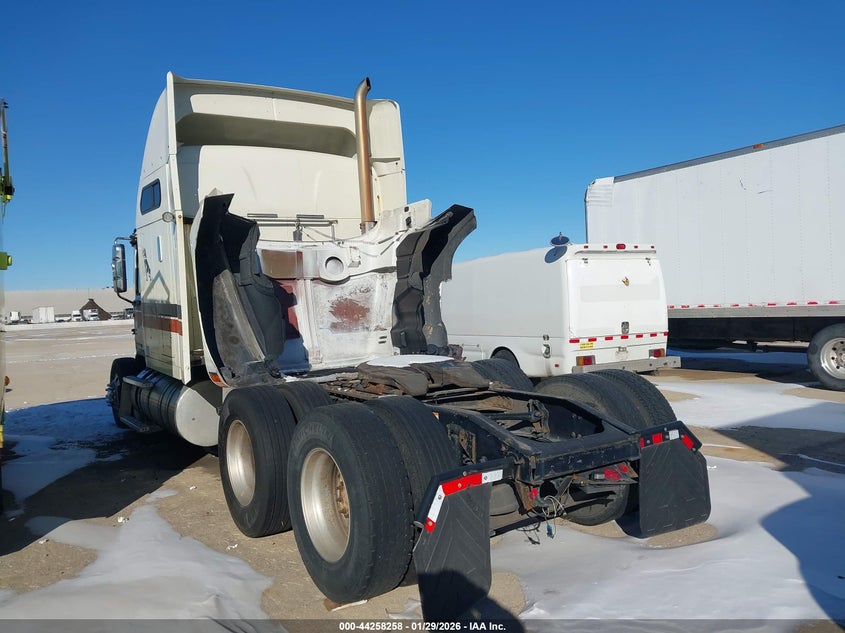 2016 Mack 600 Chu600