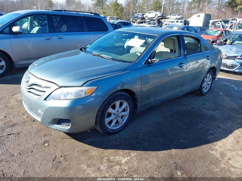 2011 Toyota Camry Le V6