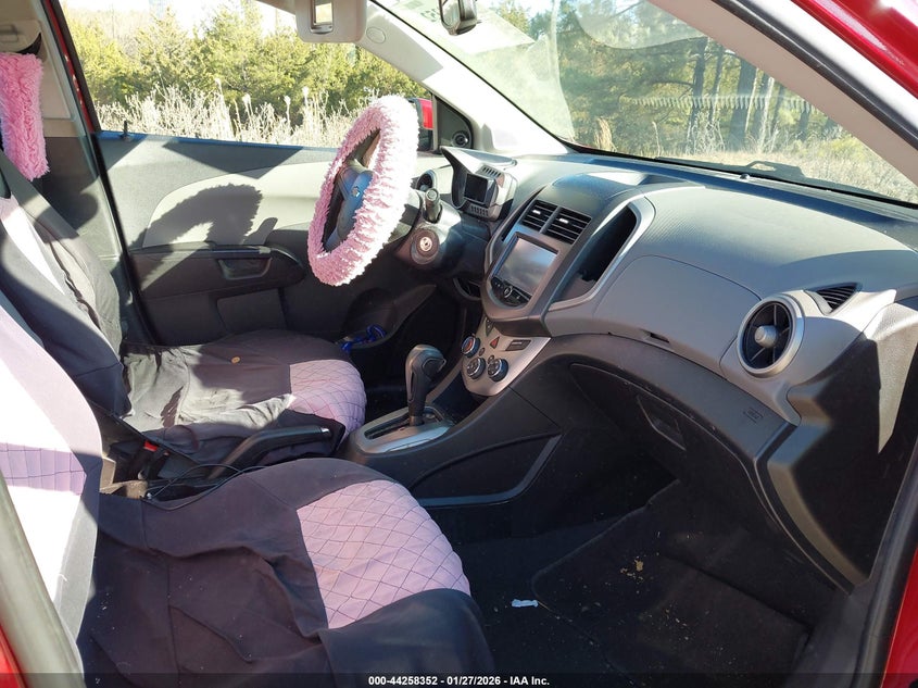 2014 Chevrolet Sonic Ls Auto