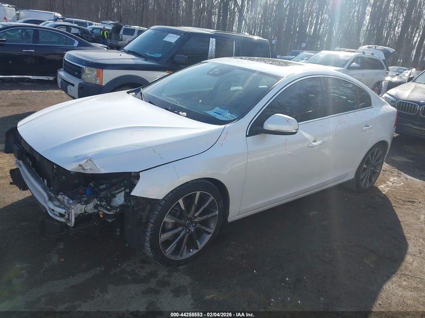 2015 Volvo S60 T6 Platinum