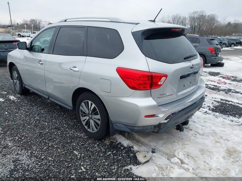 2017 Nissan Pathfinder S