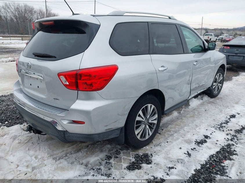 2017 Nissan Pathfinder S