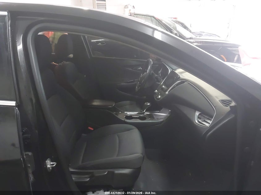 2017 Chevrolet Malibu 1Lt