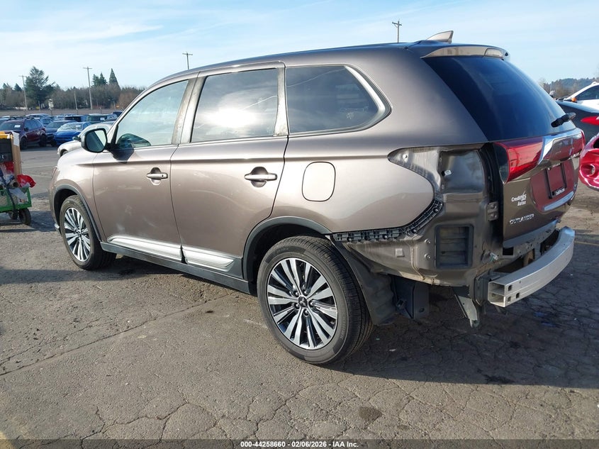 2020 Mitsubishi Outlander Es 2.4