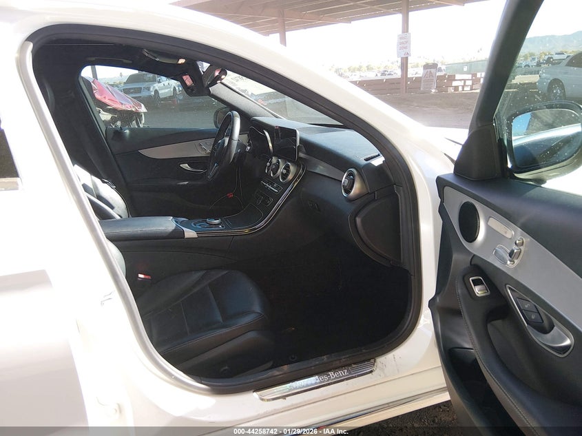 2019 Mercedes-Benz C 300