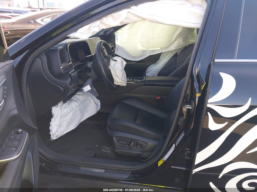 2023 Toyota Crown Limited