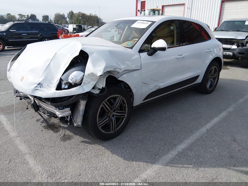 2015 Porsche Macan S