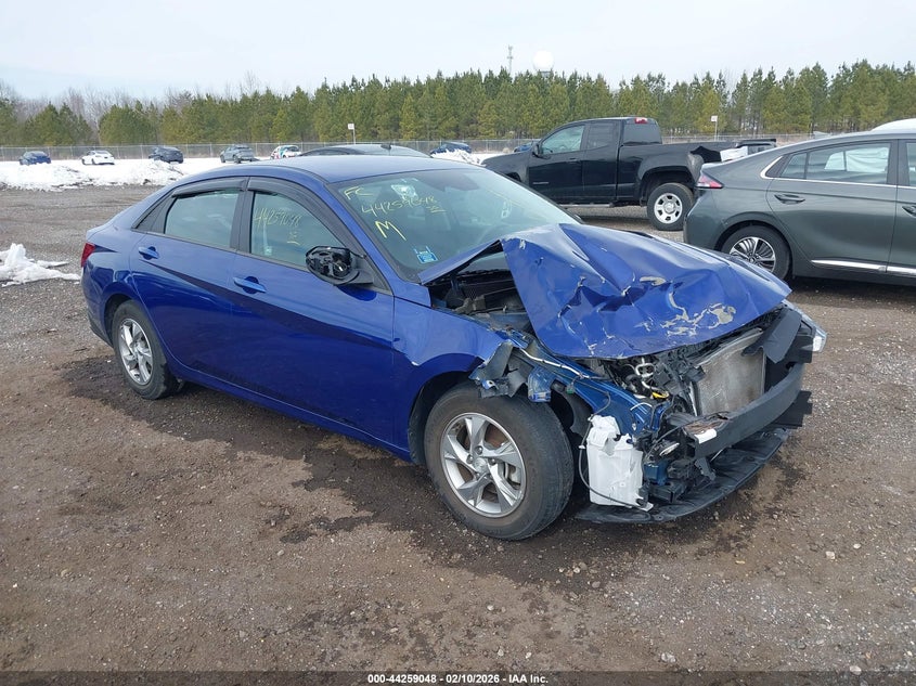 2022 HYUNDAI ELANTRA SE