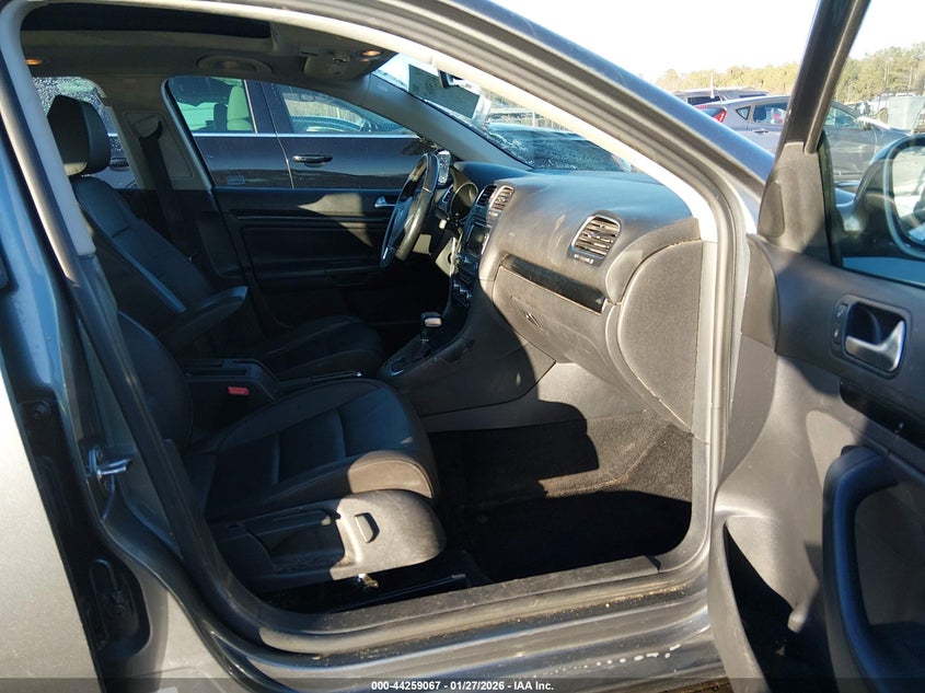 2011 Volkswagen Jetta Sportwagen 2.0L Tdi
