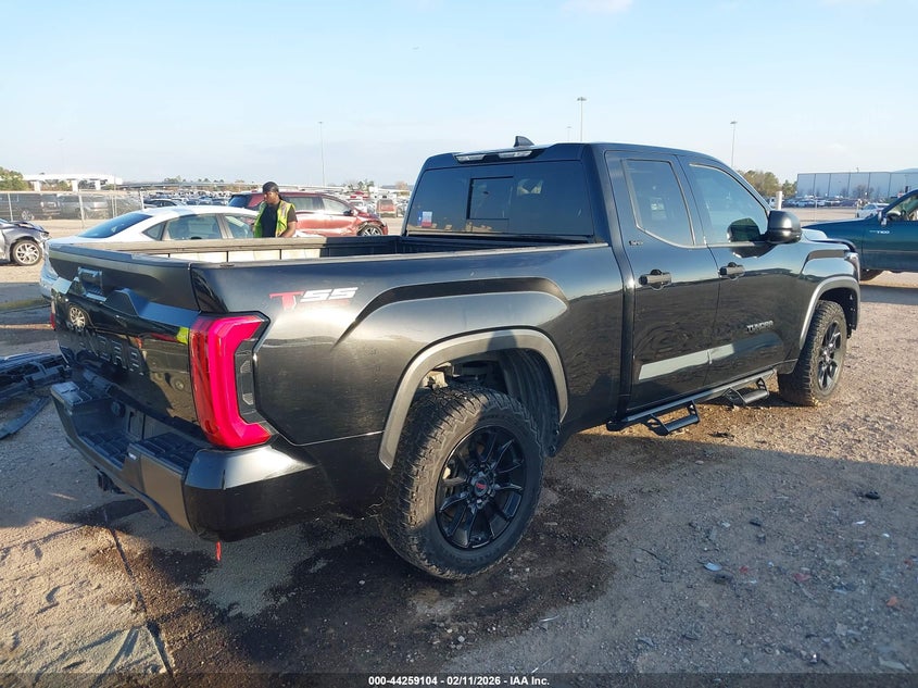 2022 Toyota Tundra Sr5